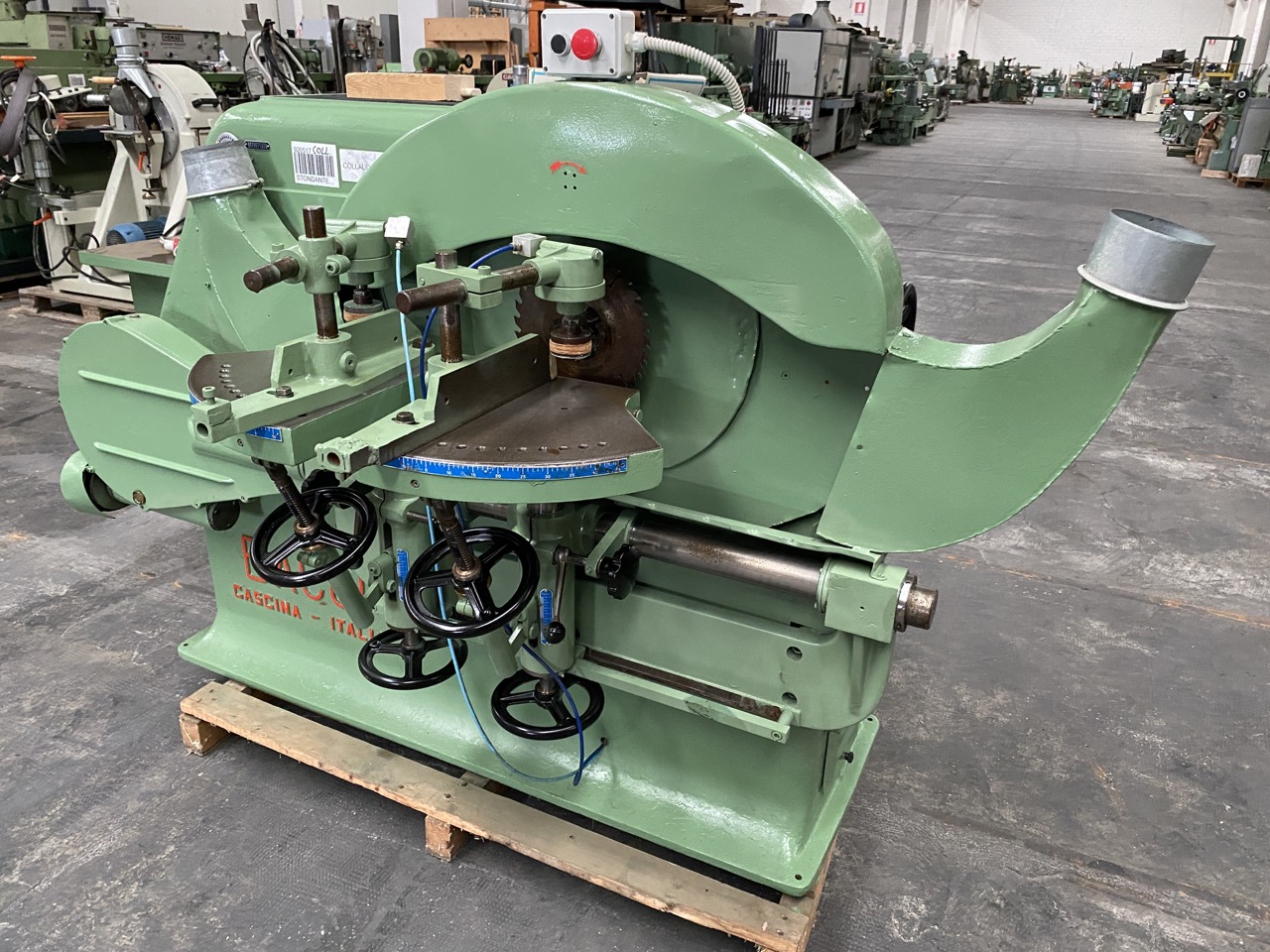 Usato Tenonatrice stondante a 1 testa e 2 banchi, Bacci