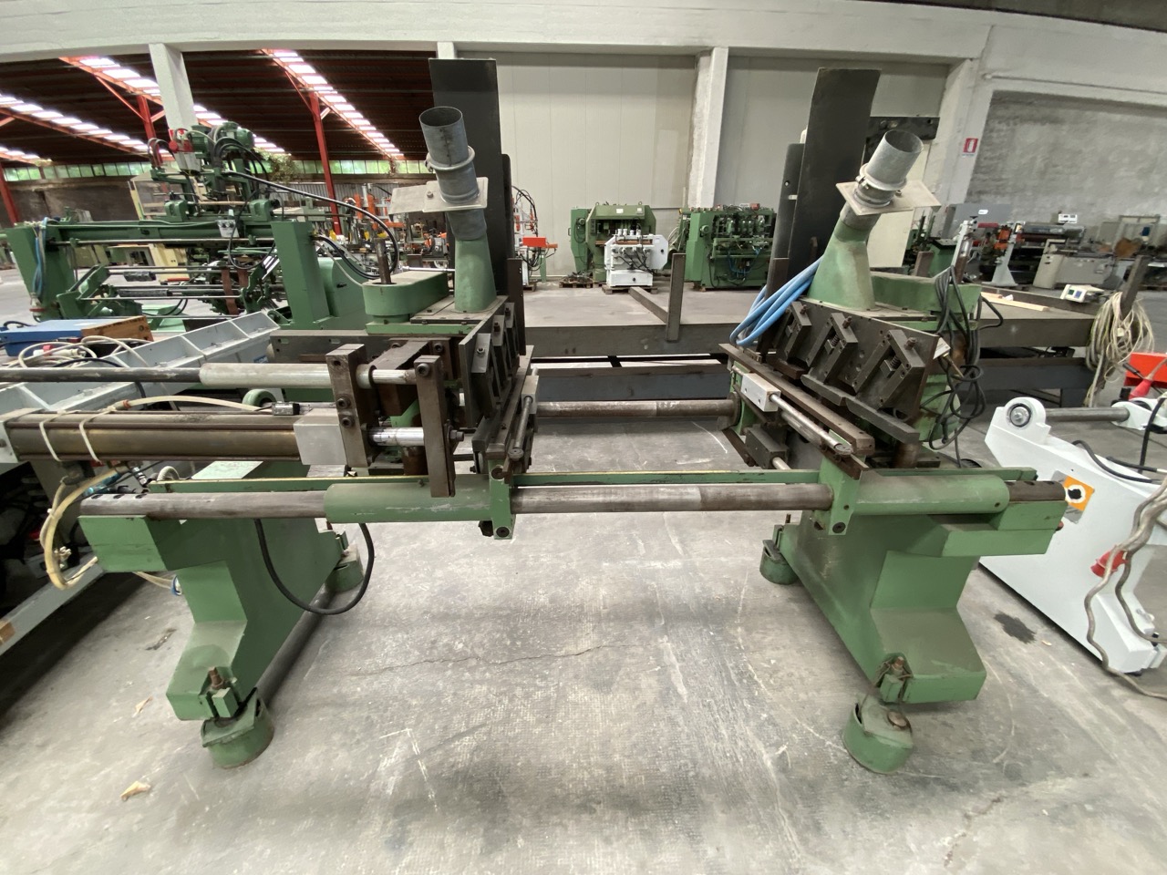 Usato Friulmac Troncatore caricatore per Scorniciatrice