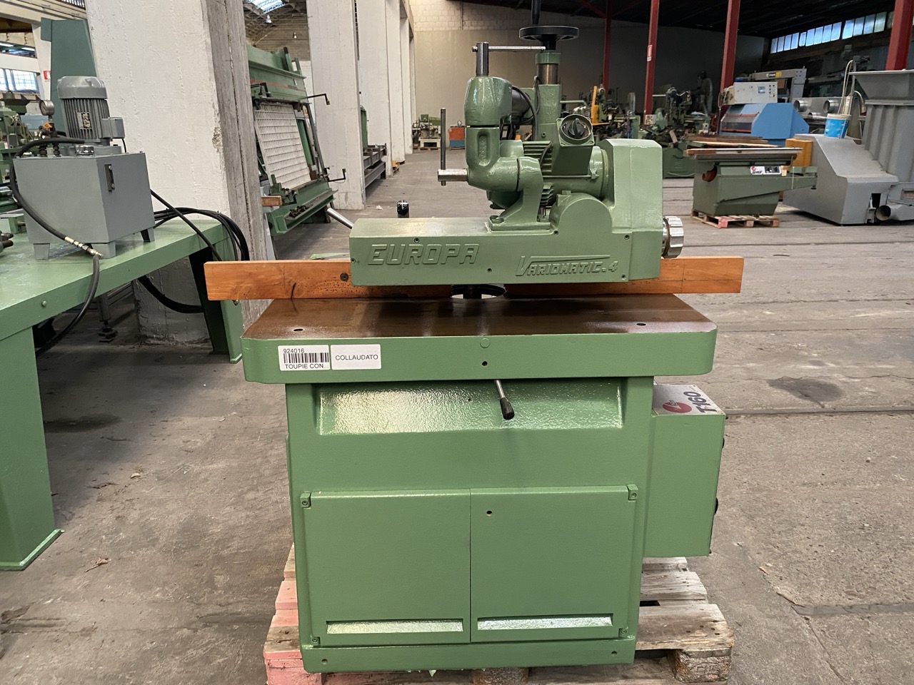 Usato SCM T160 Toupie inclinabile con avanzamento 4 ruote