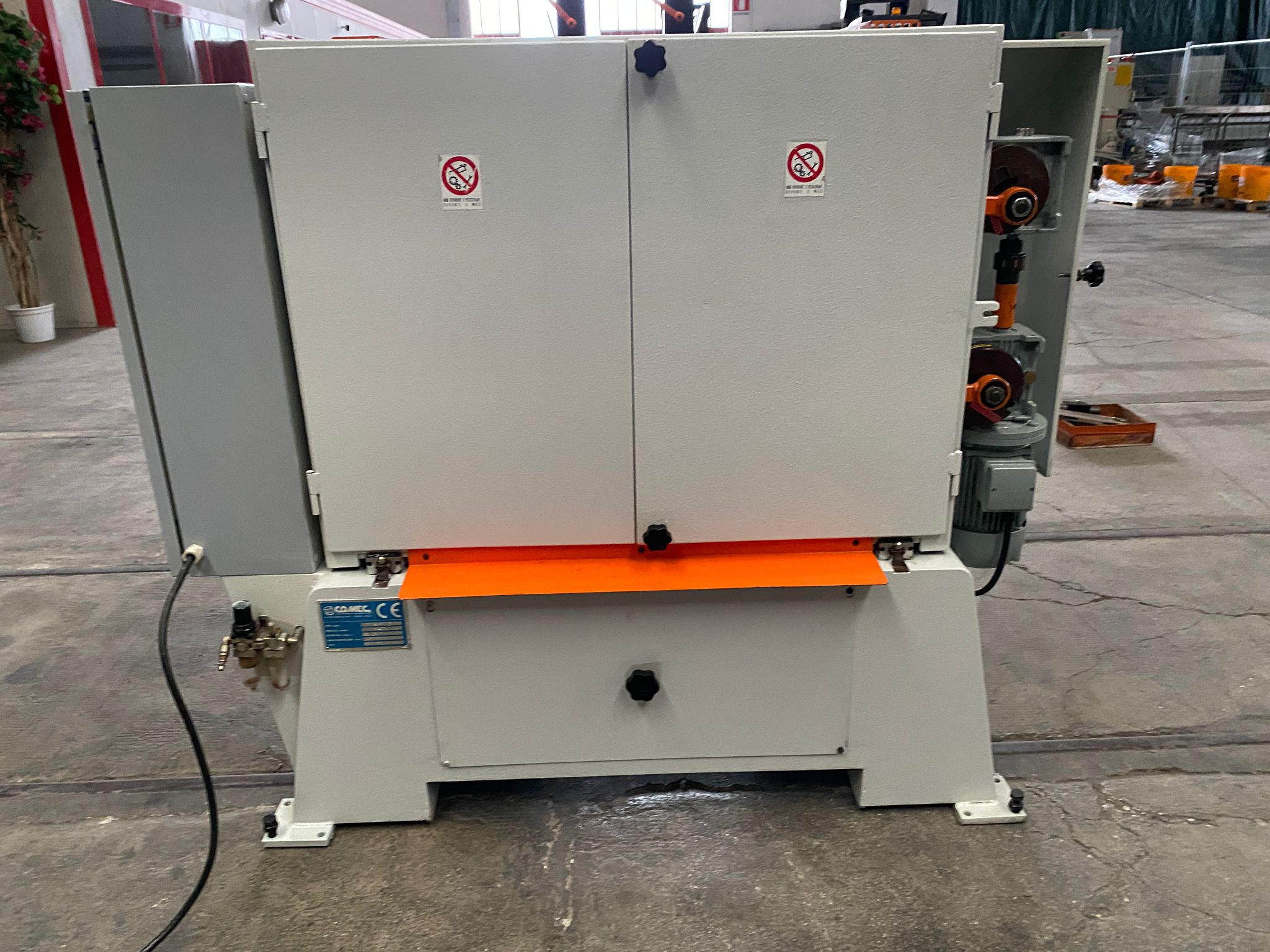 Ricondizionato 1995 Comec MMO/5-CL+CA Mortasatrice orizzontale a doppia oscillazione, con 7 mandrini