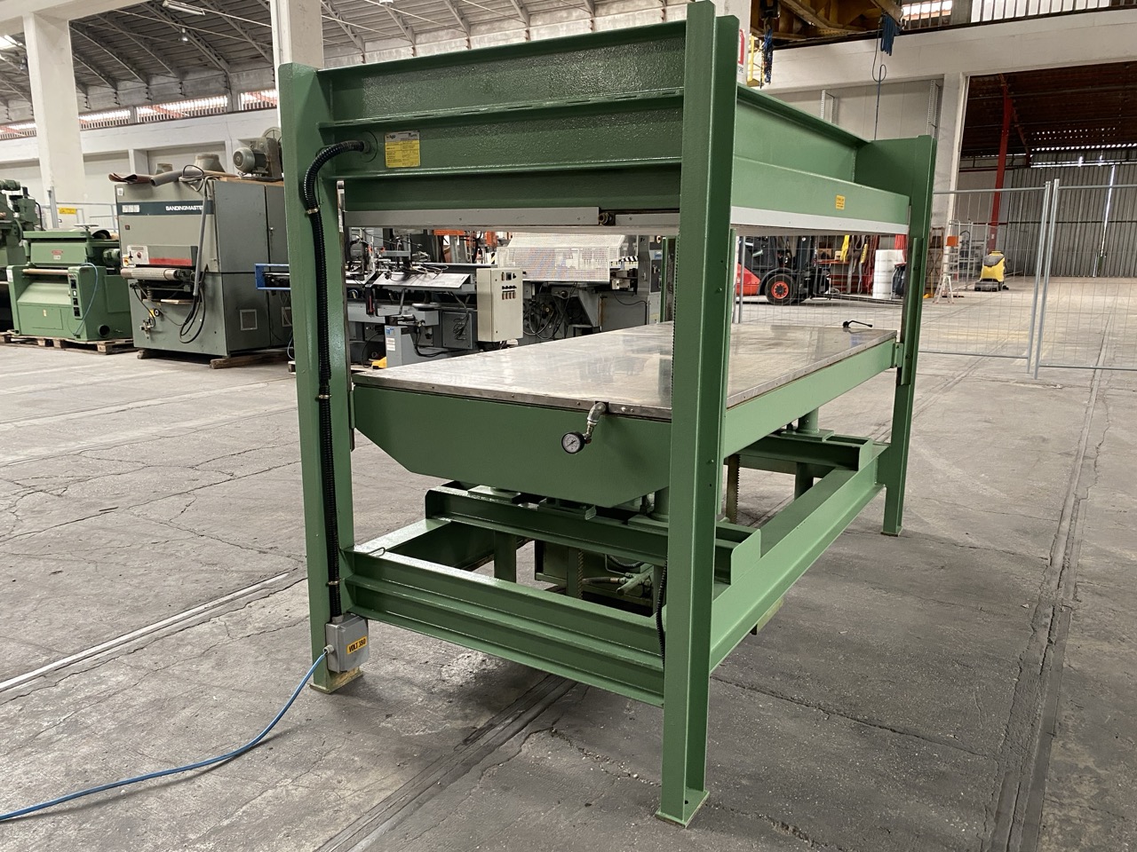 Ricondizionato Pressa marca Manni