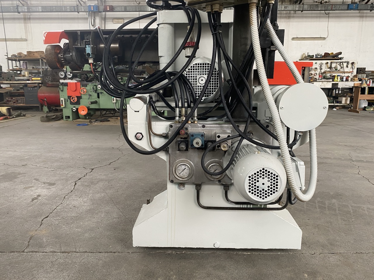 Ricondizionato Troncatore caricatore per scorniciatrice, marca Friulmac,modello FN3, usato, collaudato