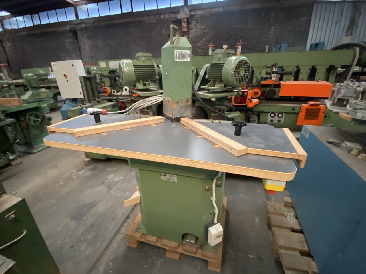 Usato Troncatrice a 2 lame a 90°