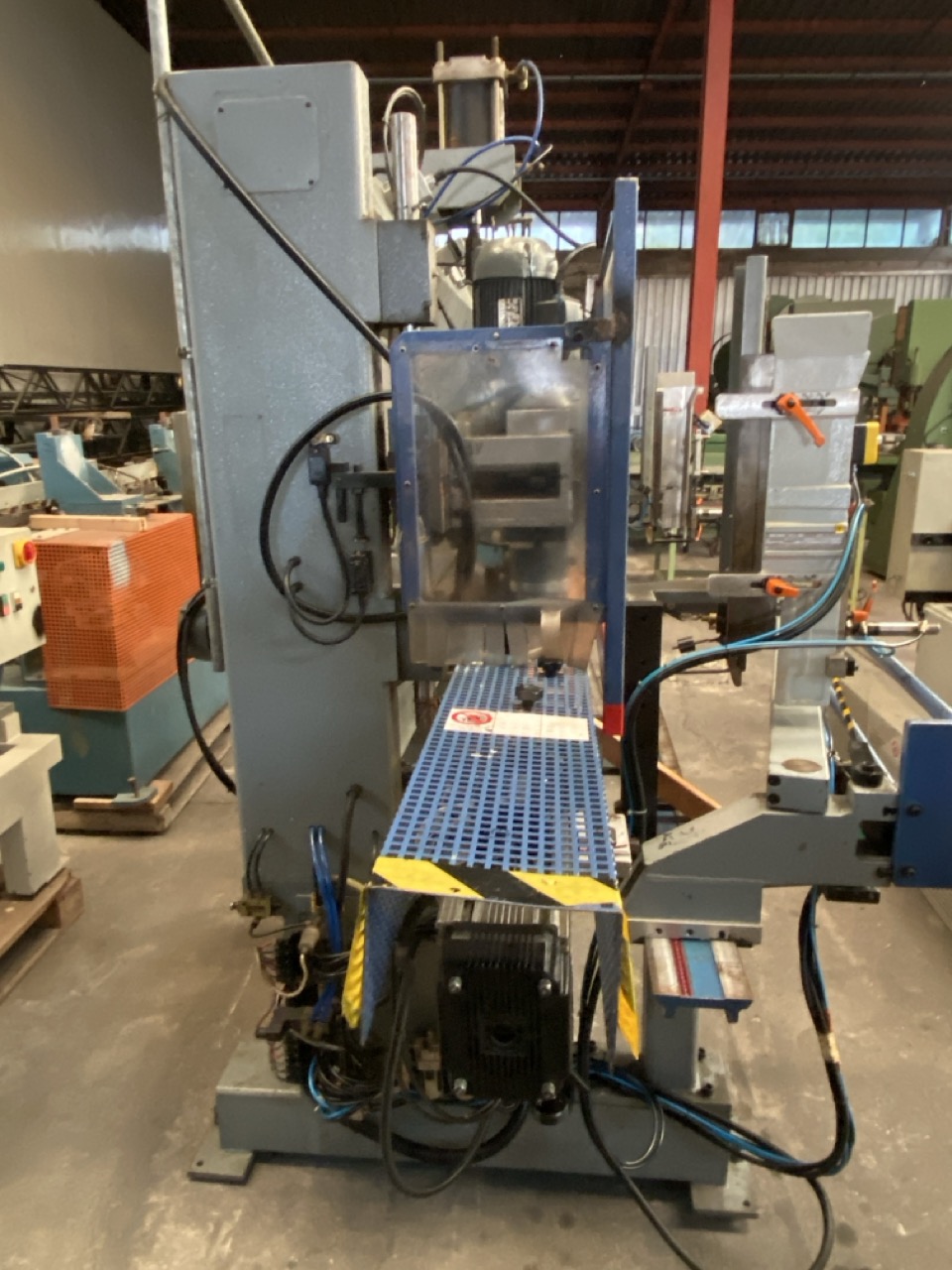 Usato Comec FM/OV2000 CAF Foratrice orizzontale e verticale con gruppi seghe verticali