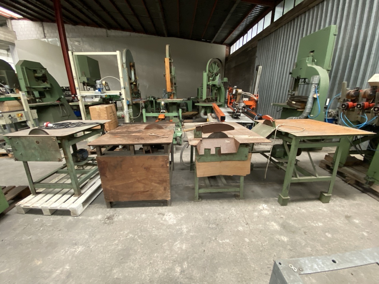 Usato Stock 4 seghe circolari da cantiere