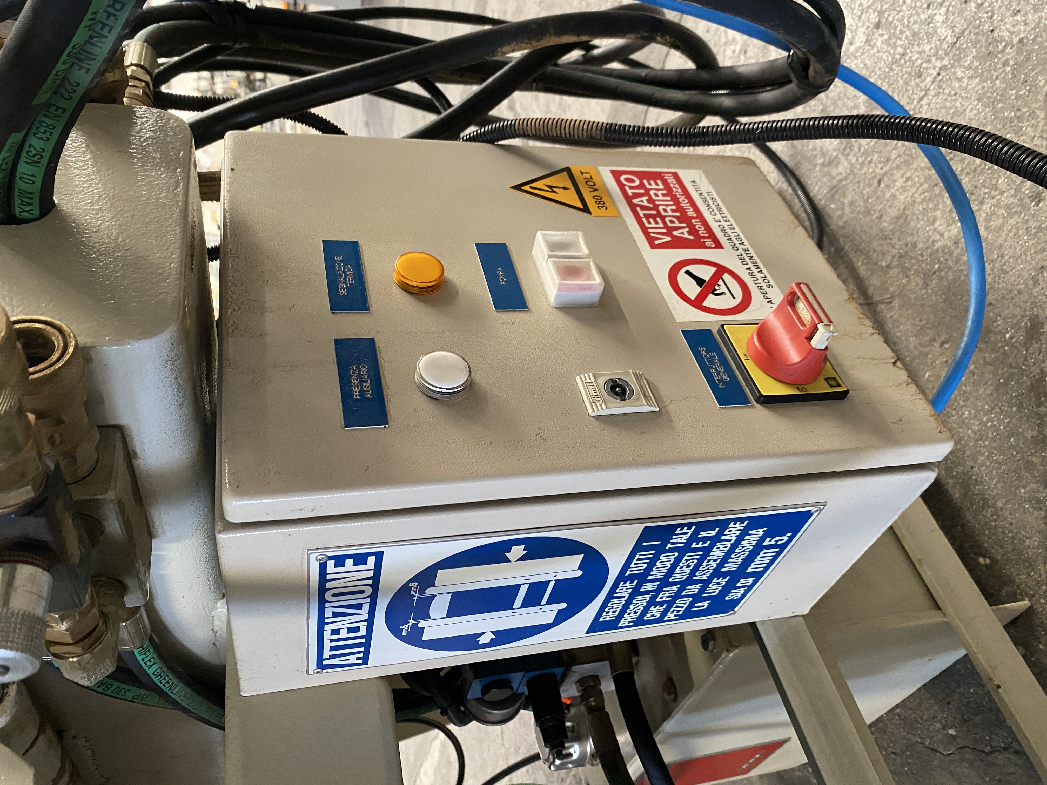 Usato 2002 Camam SI/3L/GI Strettoio idraulico a libro