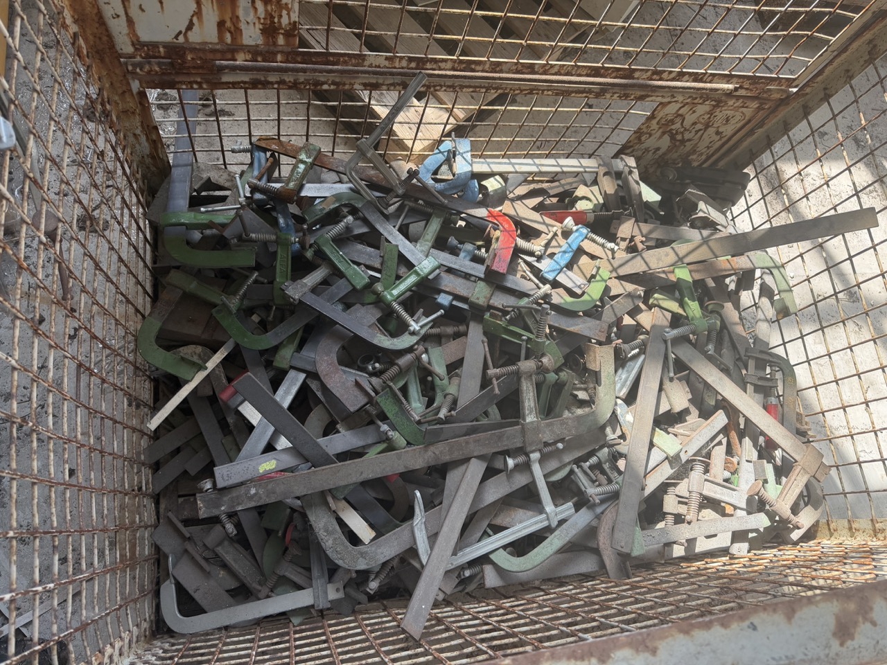 Usato Stock di morsetti misti