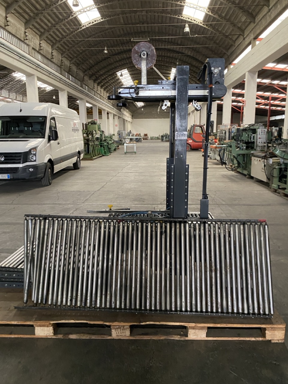 Usato Siat SM26 Scocciatrice superiore e inferiore completa di rulliere di carico e scarico.