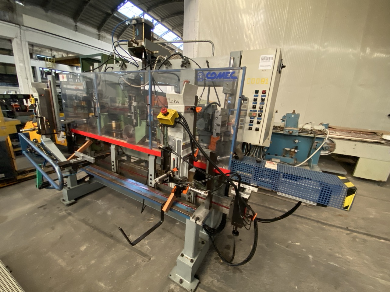 Usato Comec FM/OV2000 CAF Foratrice orizzontale e verticale con gruppi seghe verticali