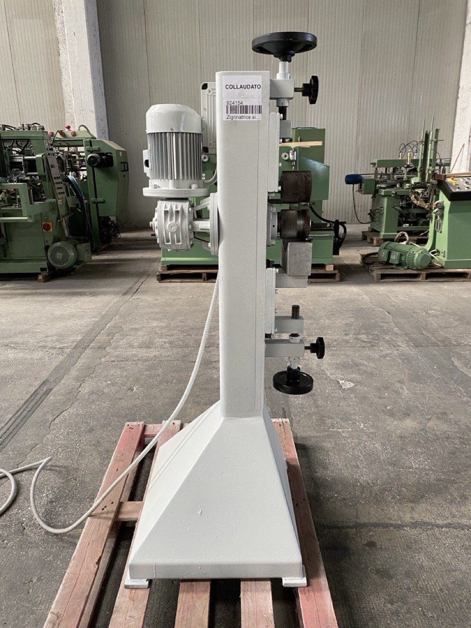 Usato Camam ZS Zigrinatrice singola per elementi dritti e tondi