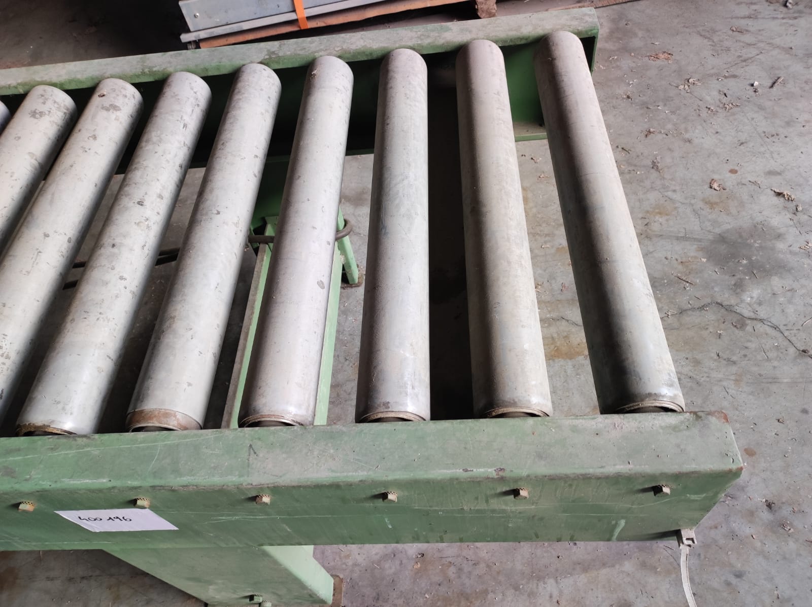 Usato Rulliera motorizzata con 2 fermi di lavoro. Lunghezza cm. 8000, larghezza cm. 65.