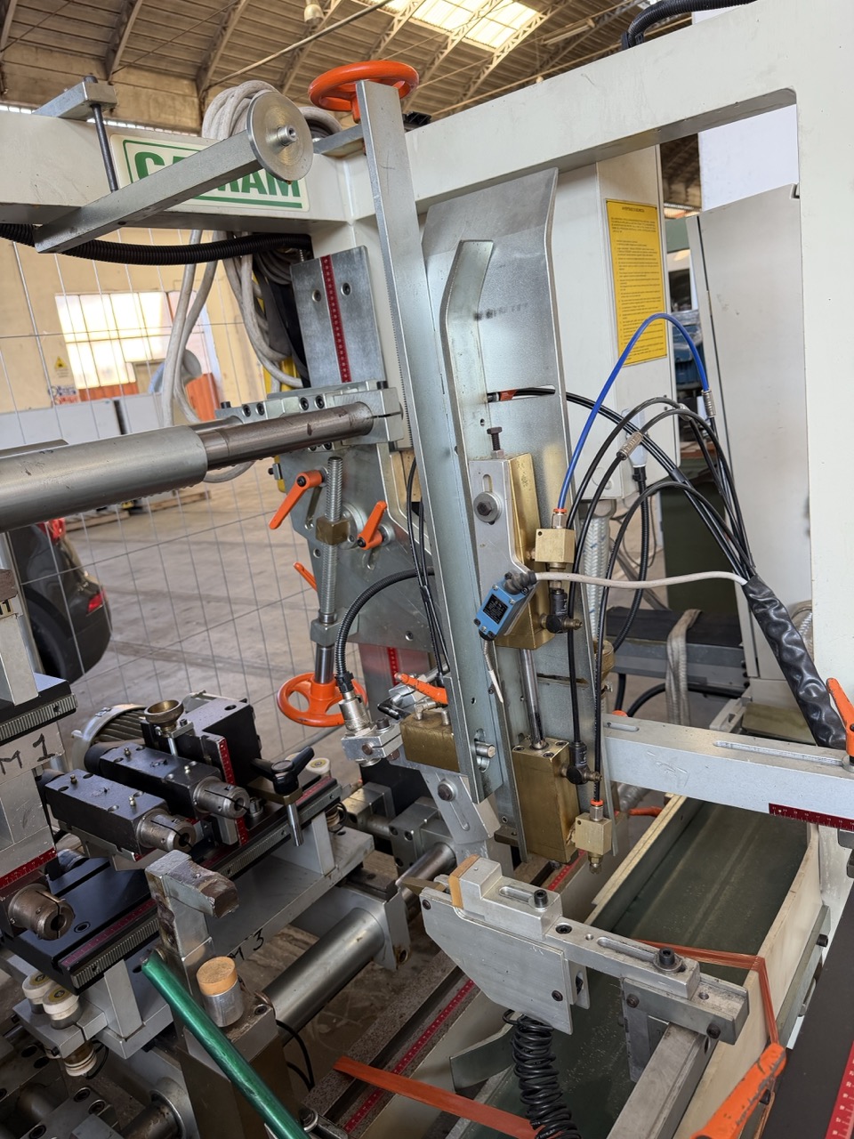 Usato 1995 Camam MO/30/6A/CR-PLC Mortasatrice automatica orizzontale