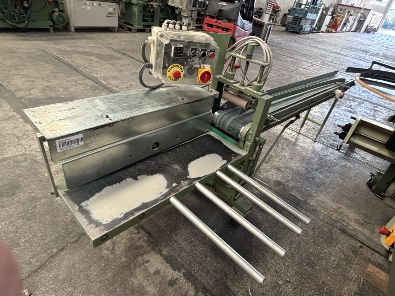 Usato 1995 SCM Superset 23 Plus Scorniciatrice marchiata CE, a 6 alberi, banco da mm. 230 con piano rigato.