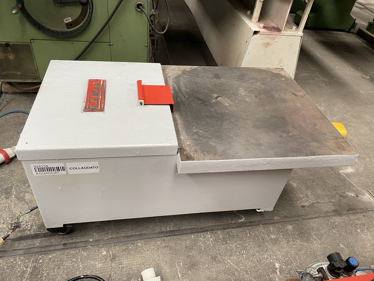 Usato Camam US/1C Eguagliatrice per sedie