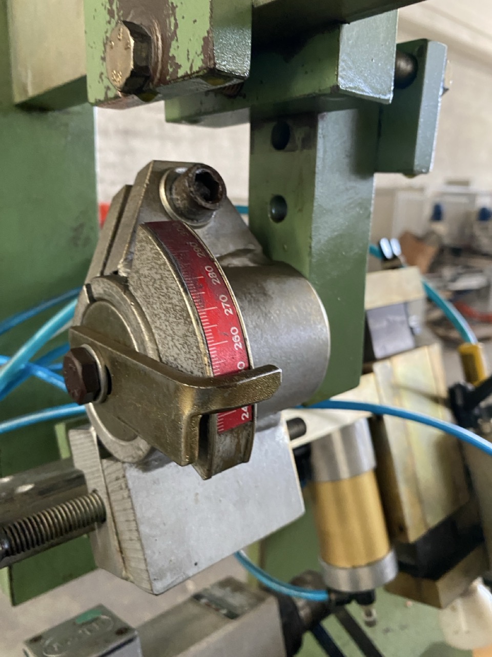 Usato Foratrice Mortasatrice orizzontale e verticale, inclinabile