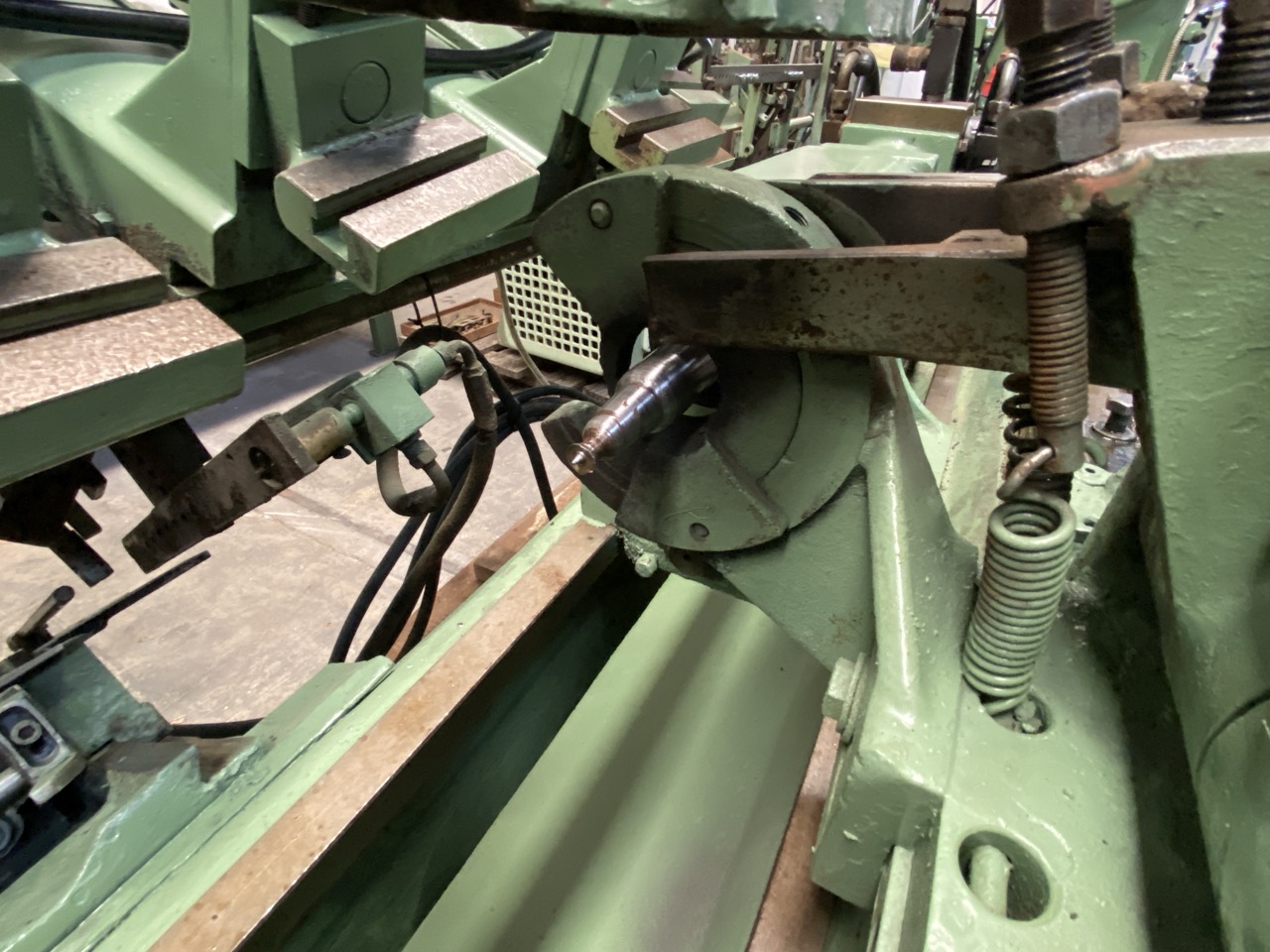 Usato OMA 120/A Tornio per legno, automatico con caricatore, lunghezza massima del pezzo mm. 1200