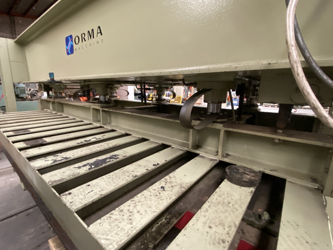 Usato 1996 Pressa Orma modello PFS/5, piano da mm. 3000x1500, usata