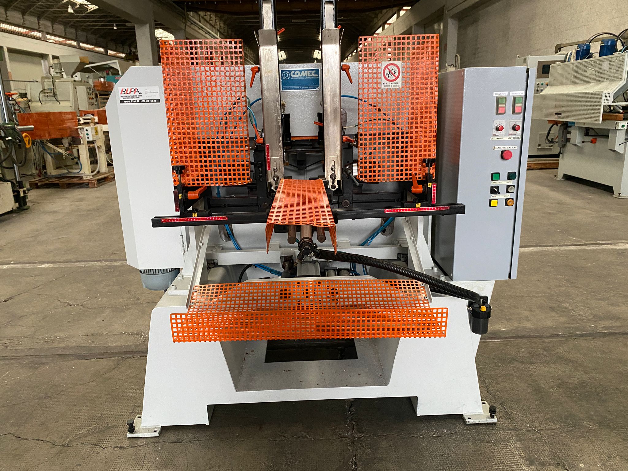 Ricondizionato 1995 Comec MMO/5-CL+CA Mortasatrice orizzontale a doppia oscillazione, con 7 mandrini