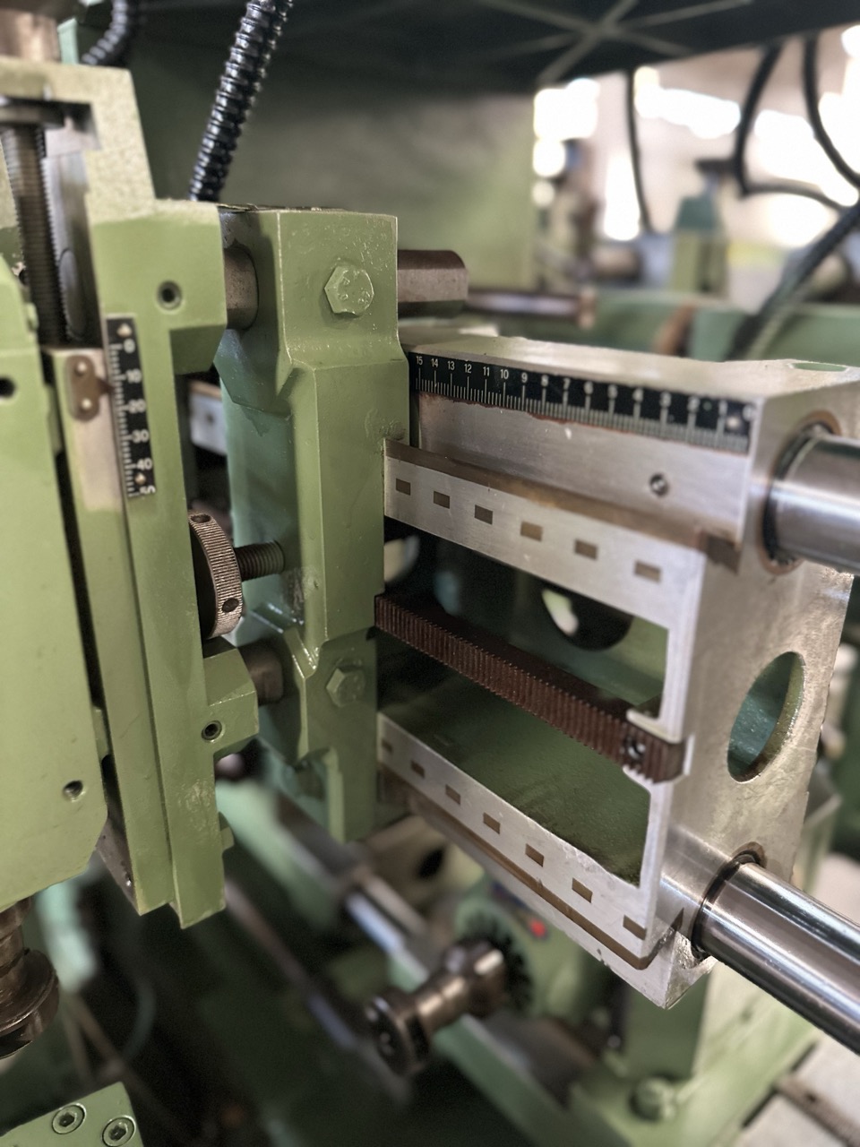 Usato Bacci MOM 90-C A Mortasatrice doppia, orizzontale e verticale, automatica, con caricatore.