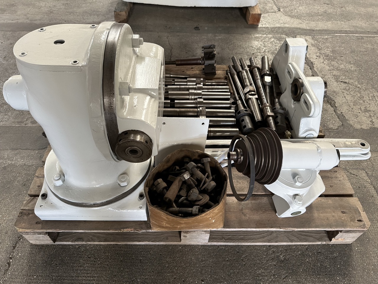 Usato Wanderer 2DU900 Fresatrice meccanica per ferro, con accessori