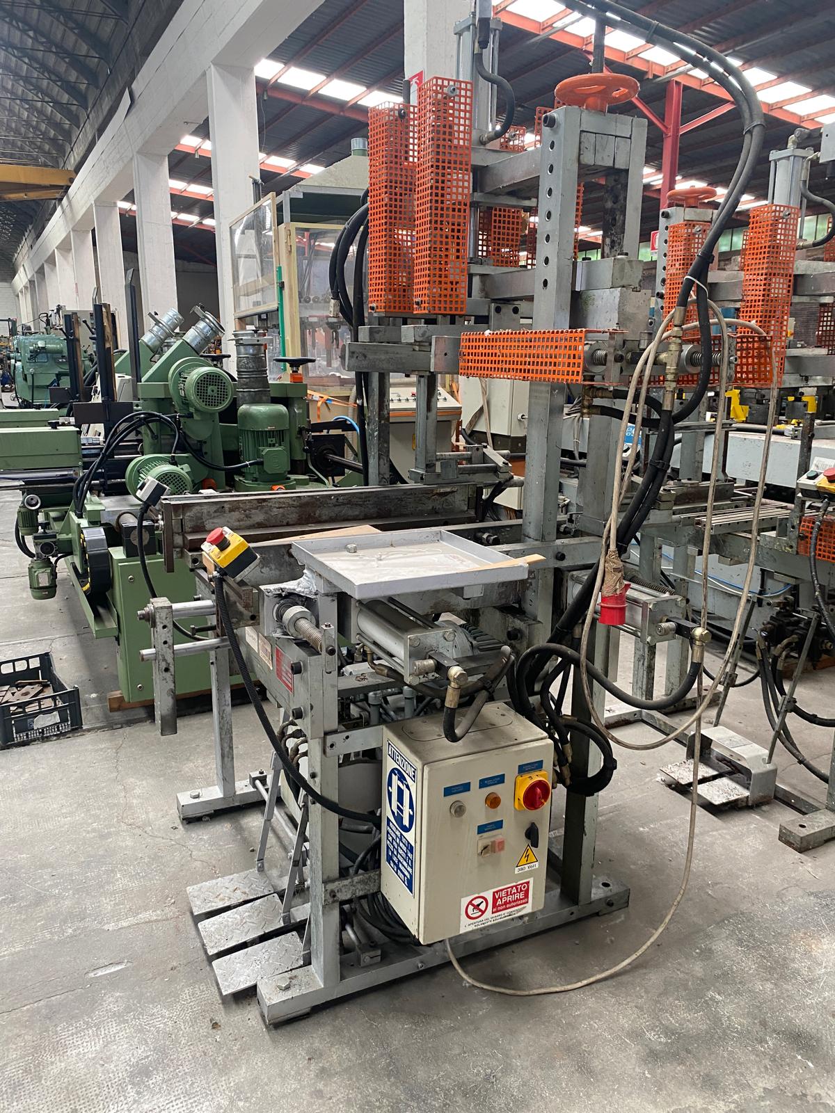 Usato Camam SI/PM Coppia di Strettoi premontaggio per sedie