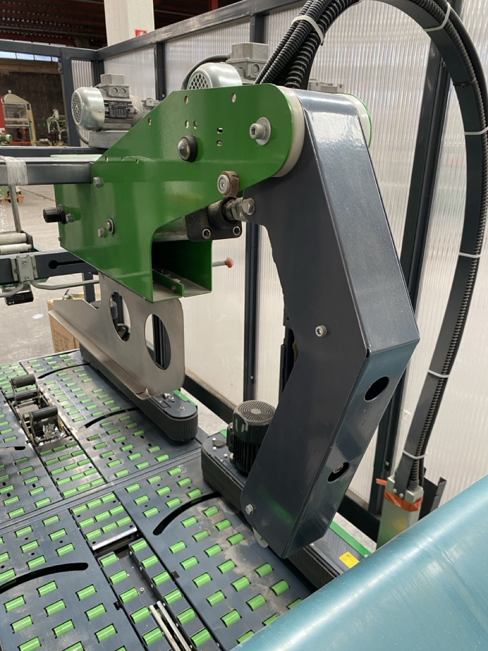 Usato Nastratrice superiore marca Siat