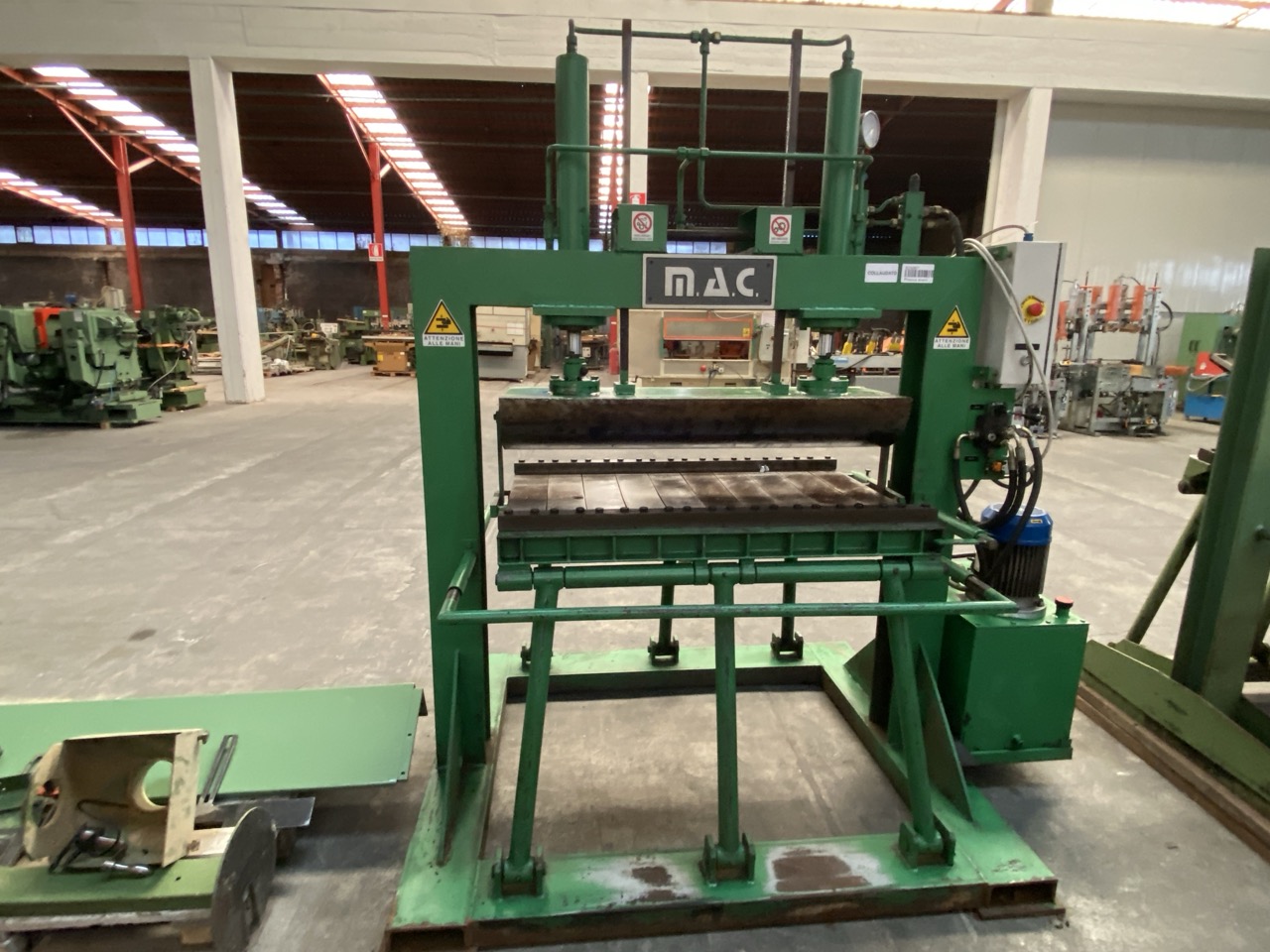 Usato 2000 M.A.C. SN-OL 1230x650-10T Pressa snervatrice per la curvatura del legno