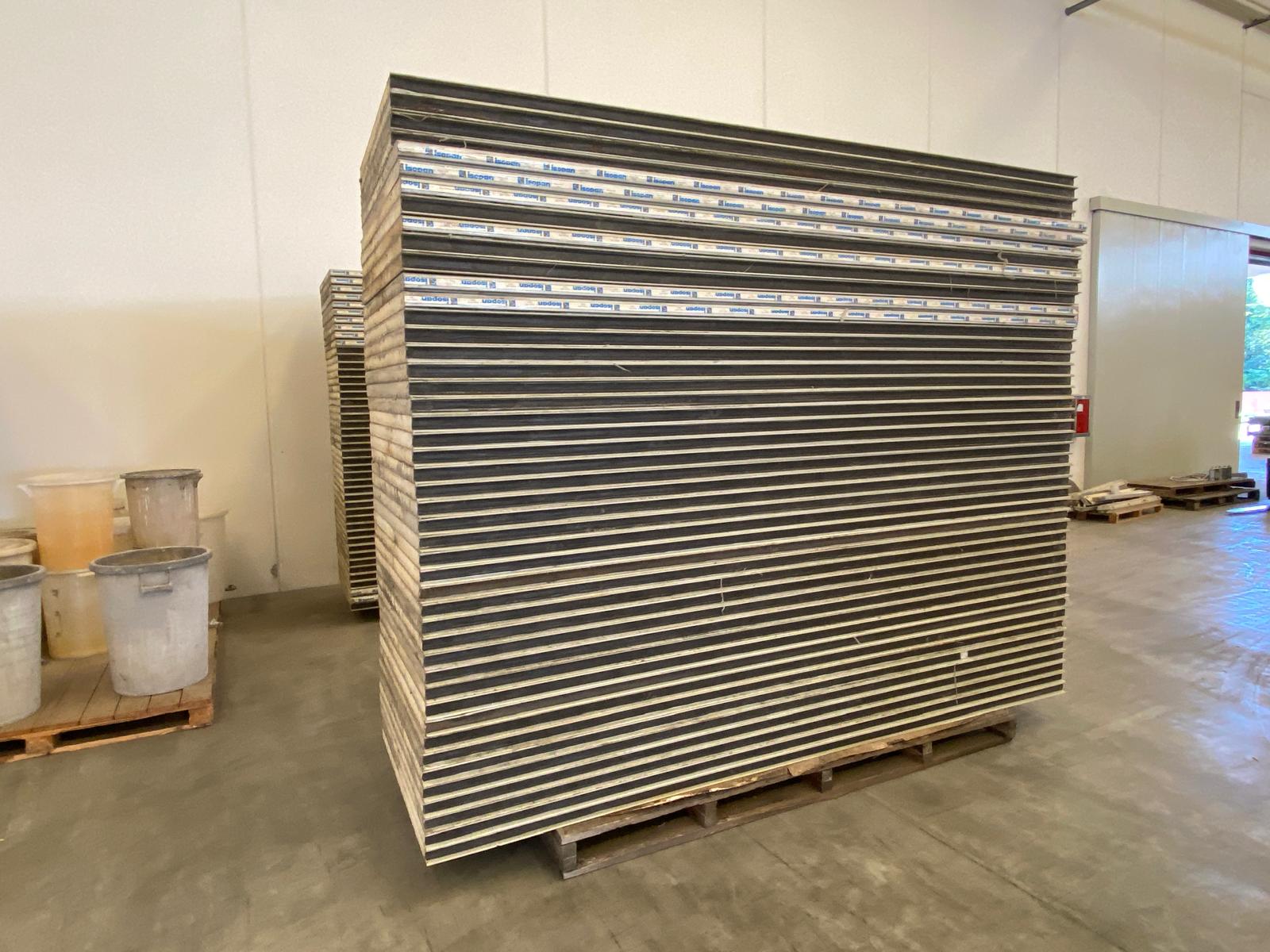 Usato Pannelli coibentati a stock, prezzo per mq.