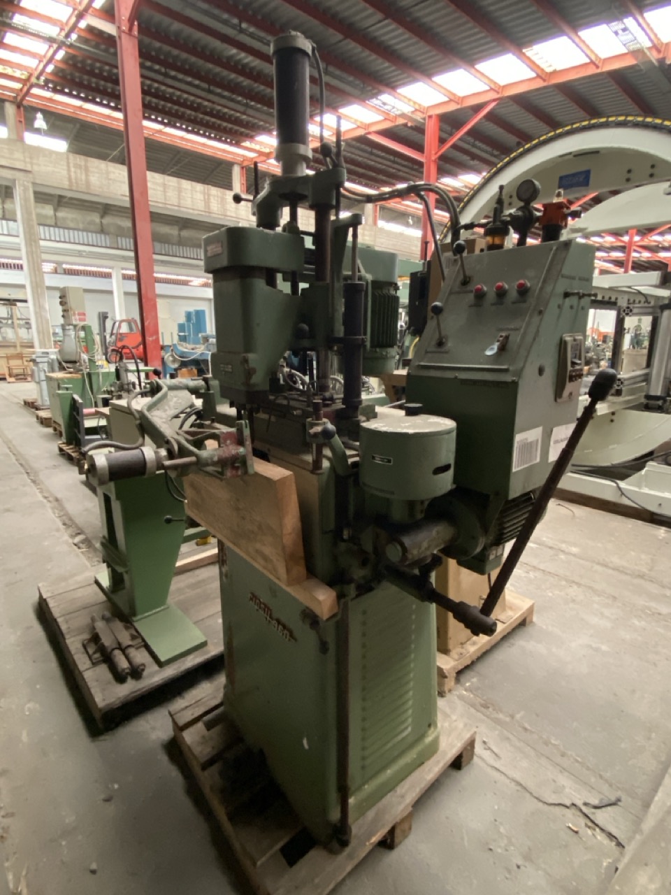 Usato Gipsy 960 Foratrice fresatrice per serramenti