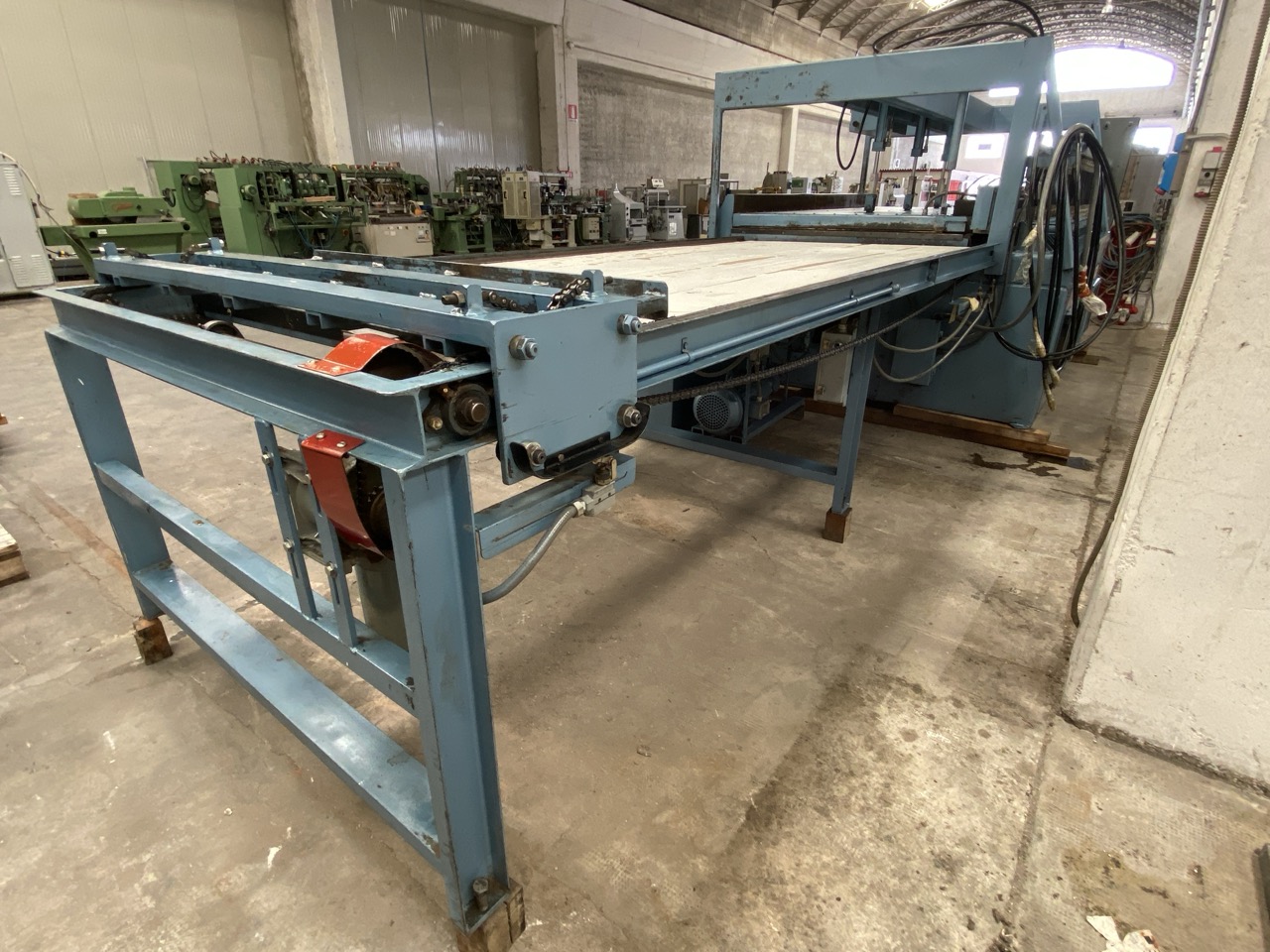 Usato L&L Machinery Inc GLU-ALL Pressa per listellare ad alta frequenza, piano mm. 2700x1300