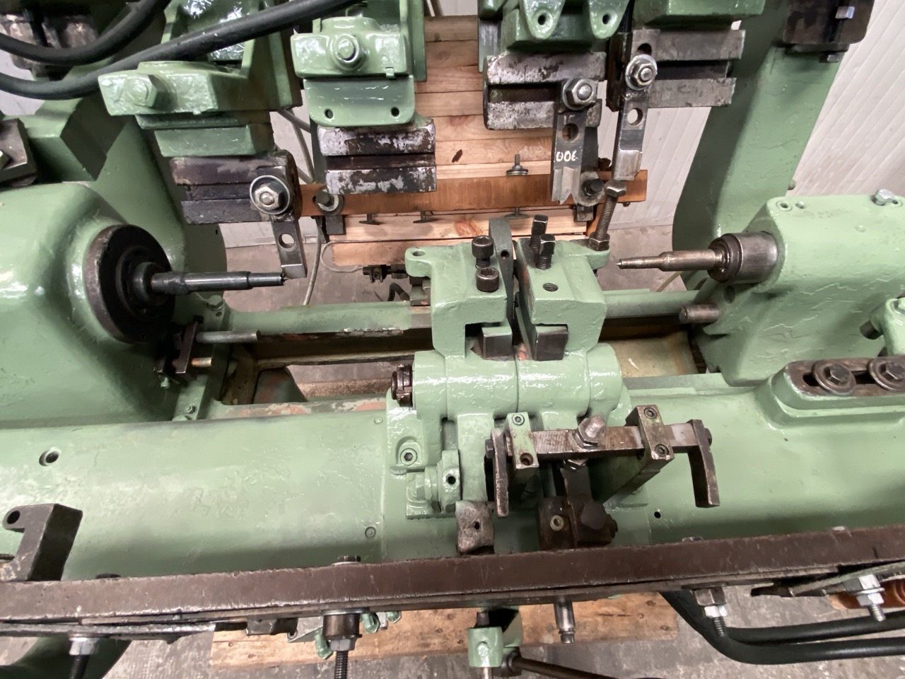 Usato OMA 600 Tornio per legno automatico, con caricatore