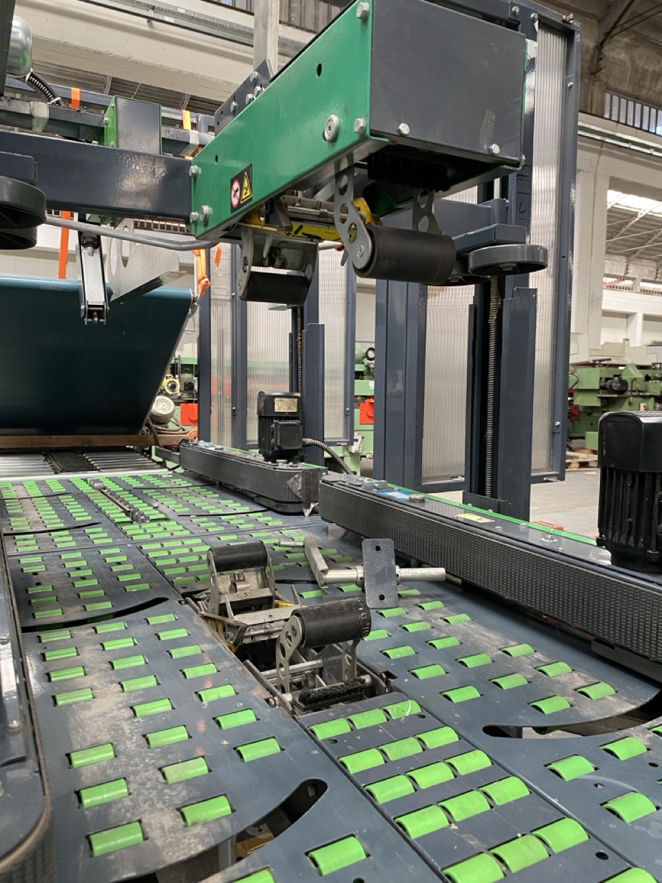 Usato Nastratrice superiore marca Siat