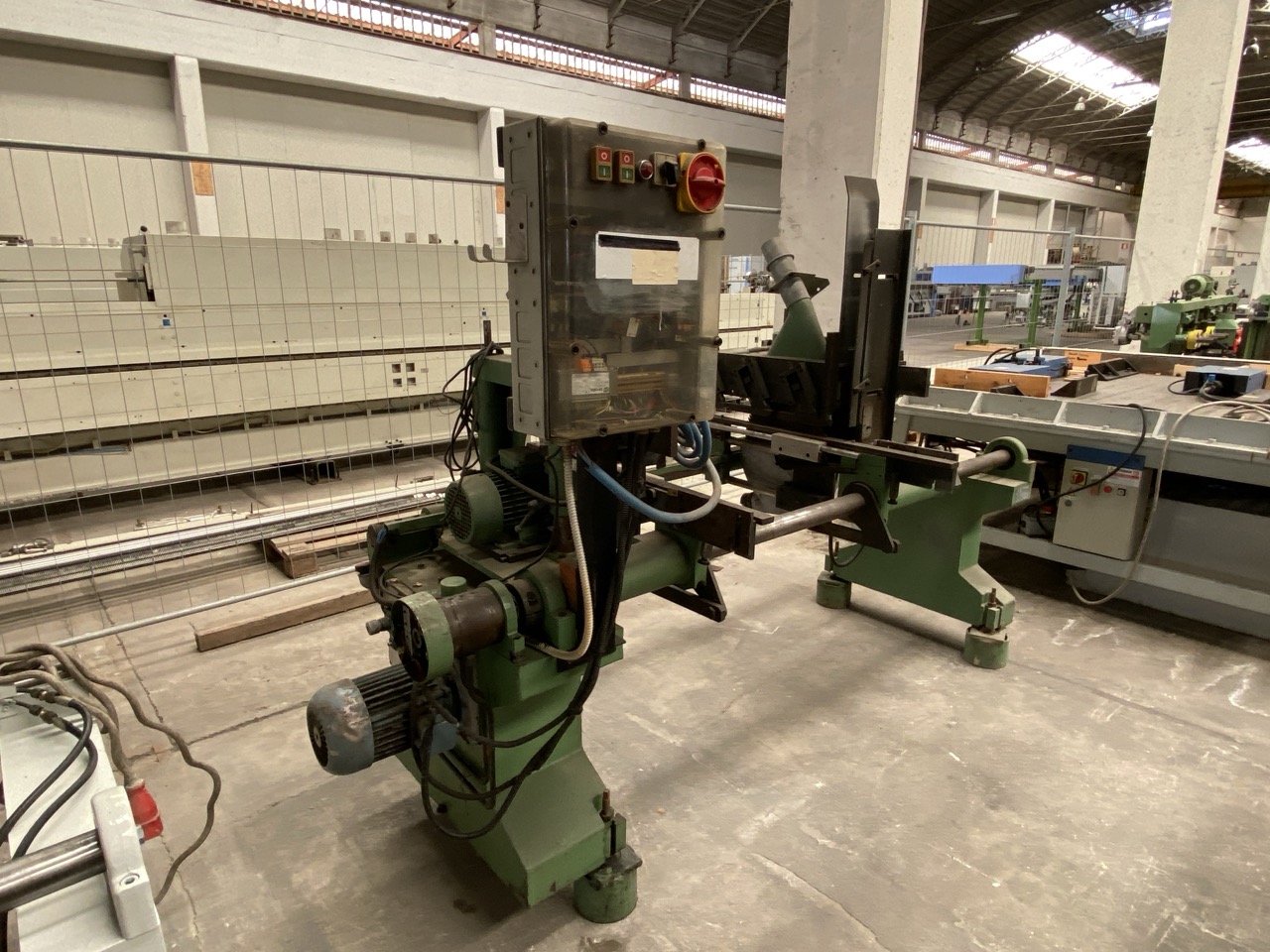 Usato Friulmac Troncatore caricatore per Scorniciatrice