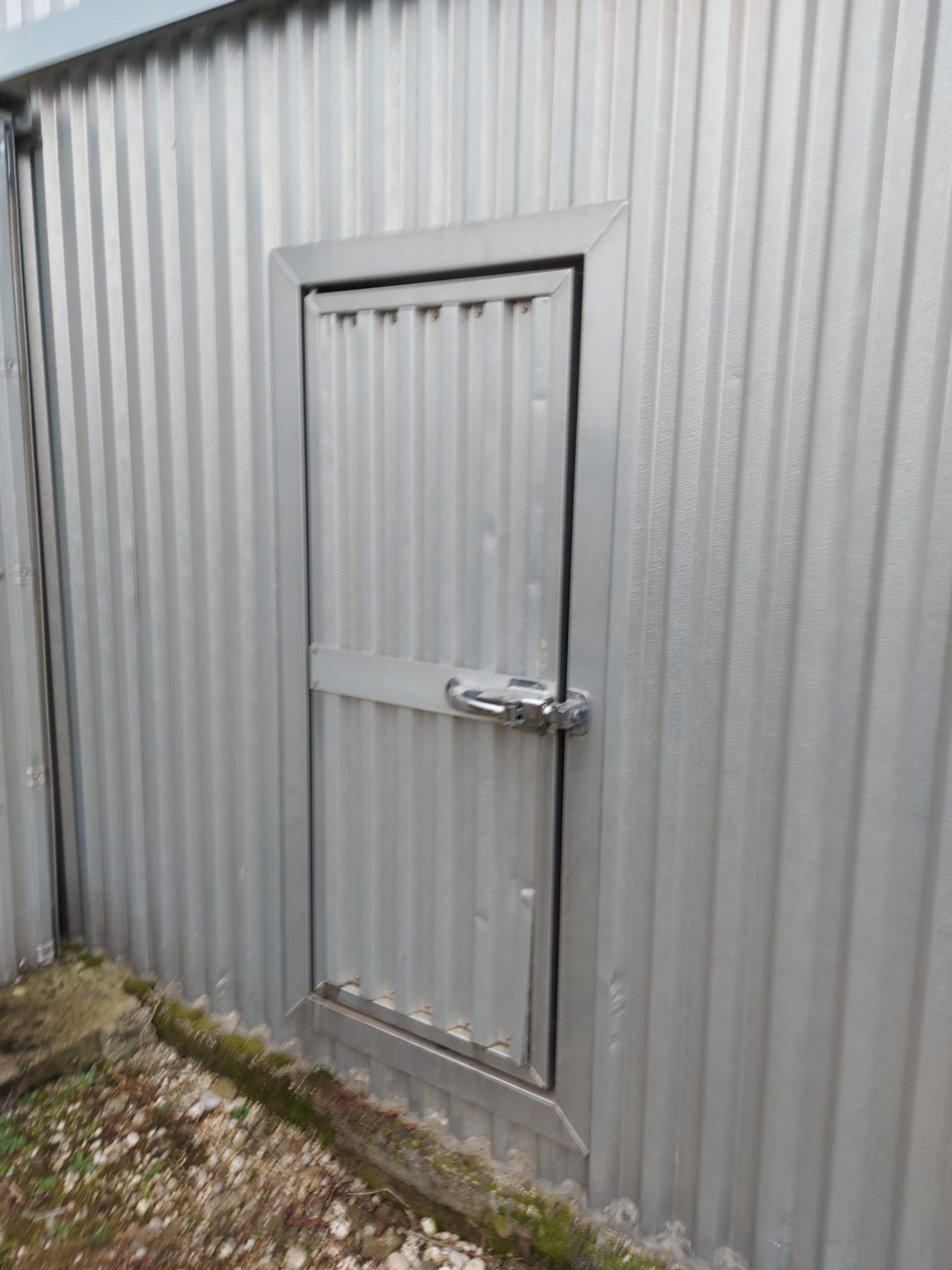 Usato Nardi Nr. 2 Forni di essiccazione da 65 mc (volume interno) cadauno. Alimentazione a Gas Metano.