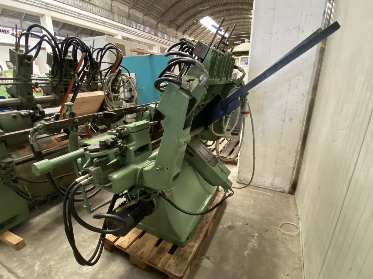 Usato OMA 600 Tornio per legno automatico, con caricatore