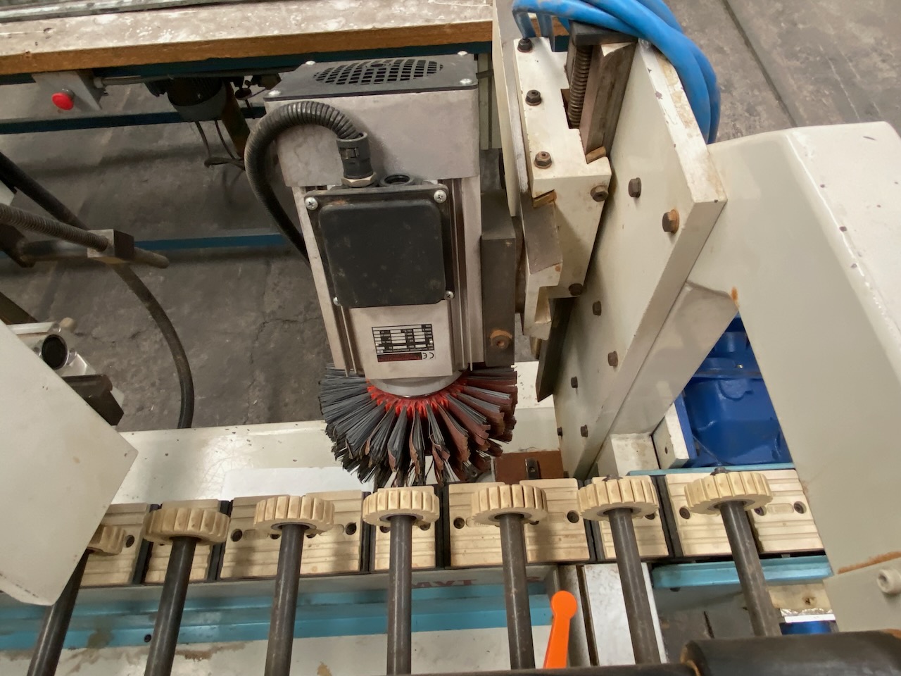 Usato Stefani MVT 2000 Levigatrice verticale a nastri oscillanti inclinabili