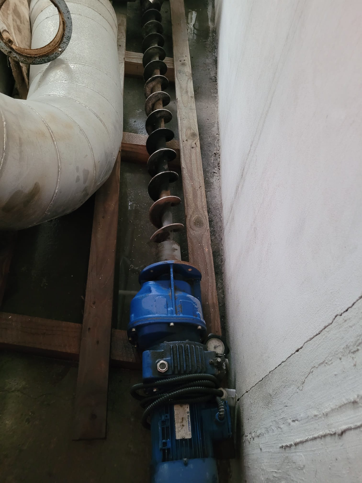 Usato 1996 Uniconfort CMT/F 45 Generatore di acqua calda alimentato a trucioli / legna