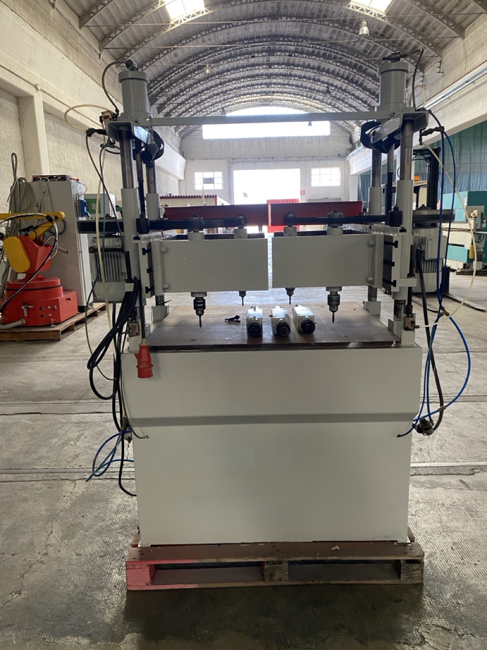 Usato Foratrice verticale a 4 mandrini regolabili, marca Camam