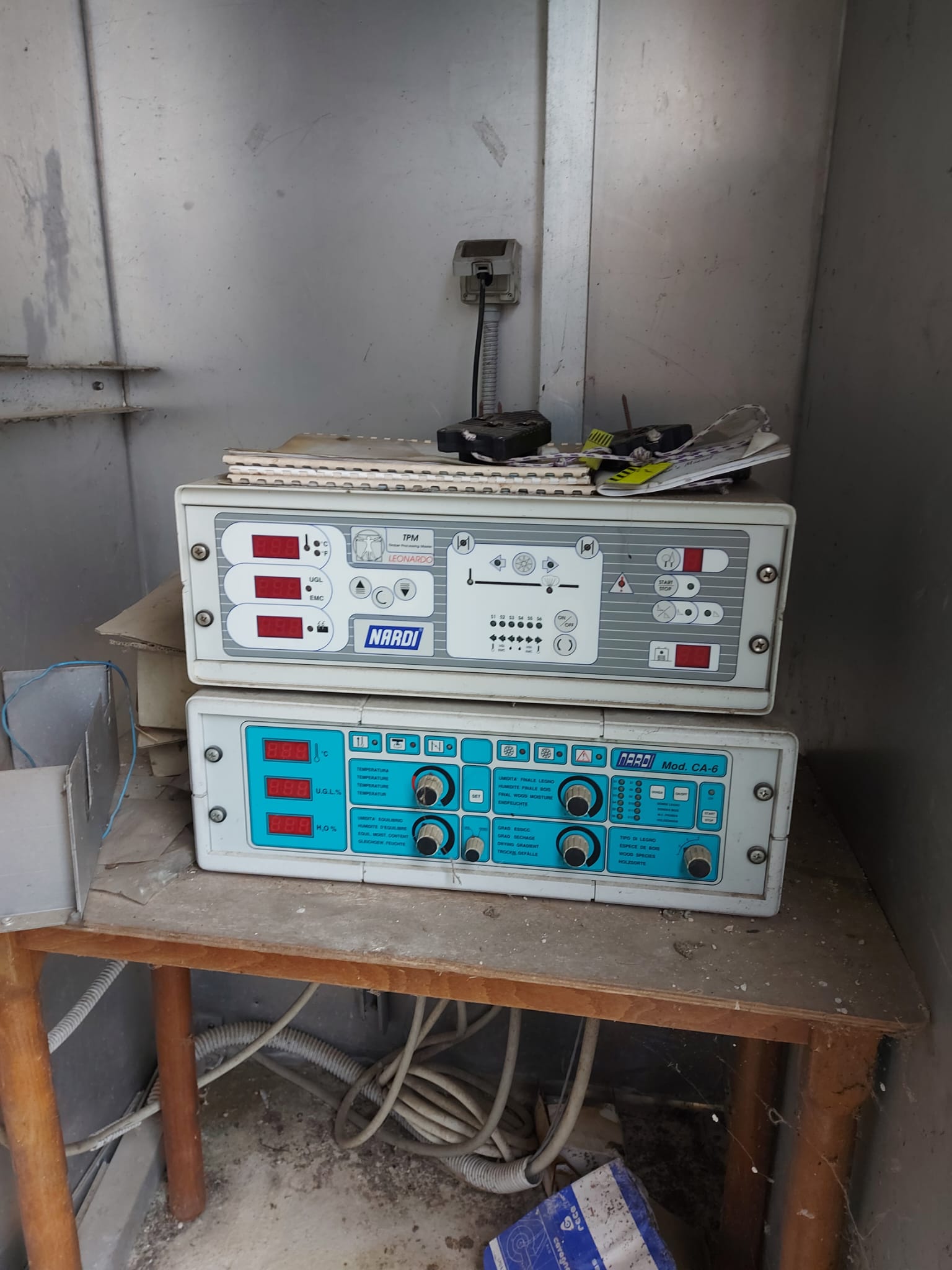 Usato Nardi Nr. 2 Forni di essiccazione da 65 mc (volume interno) cadauno. Alimentazione a Gas Metano.