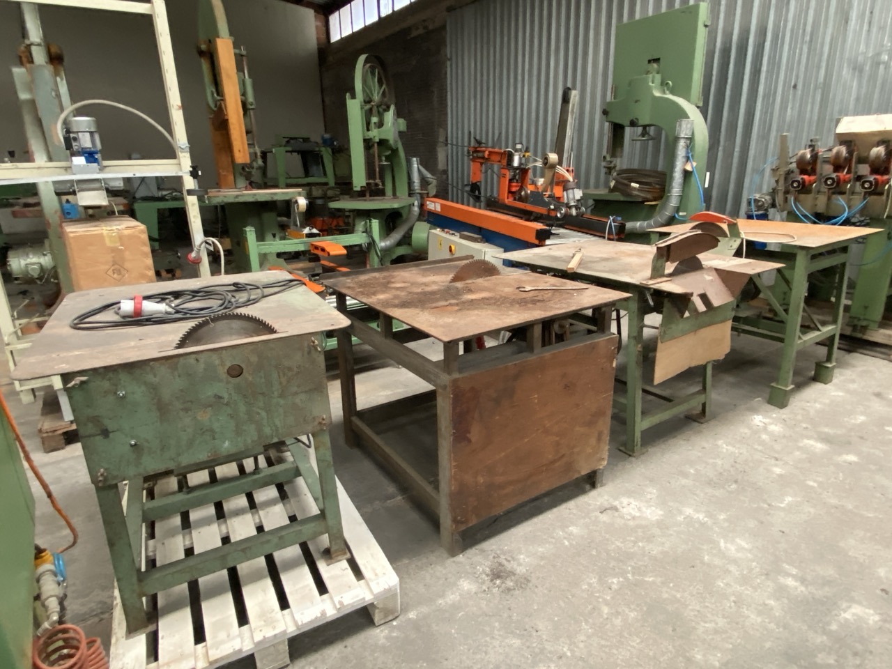 Usato Stock 4 seghe circolari da cantiere