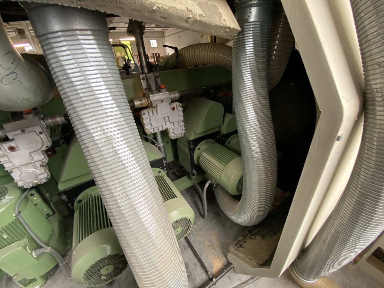 Usato Impianto completo 1994 Weinig U23 + Friulmac FN3 + giostra convogliatrice + nastro di ritorno + accessori