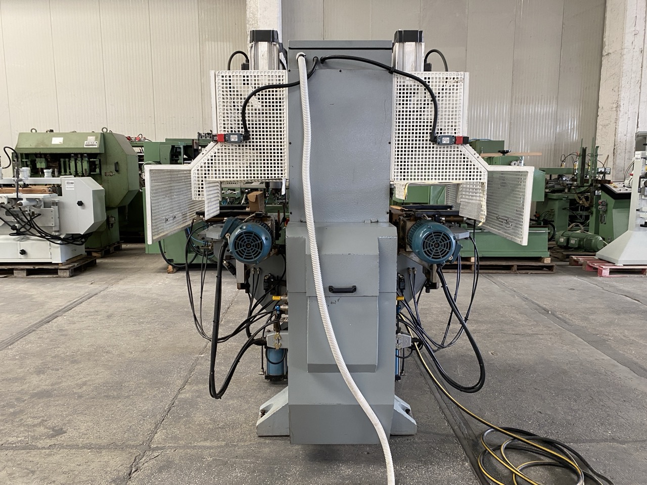 Usato Comec FM/OV 18+8 Foratrice Mortasatrice Comec doppia