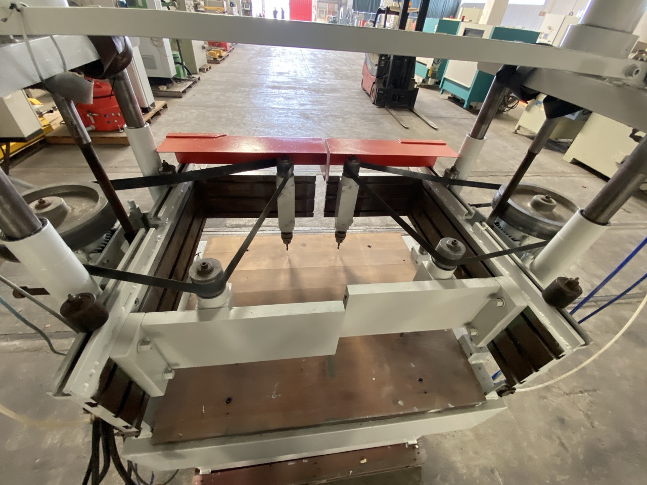 Usato Foratrice verticale a 4 mandrini regolabili, marca Camam