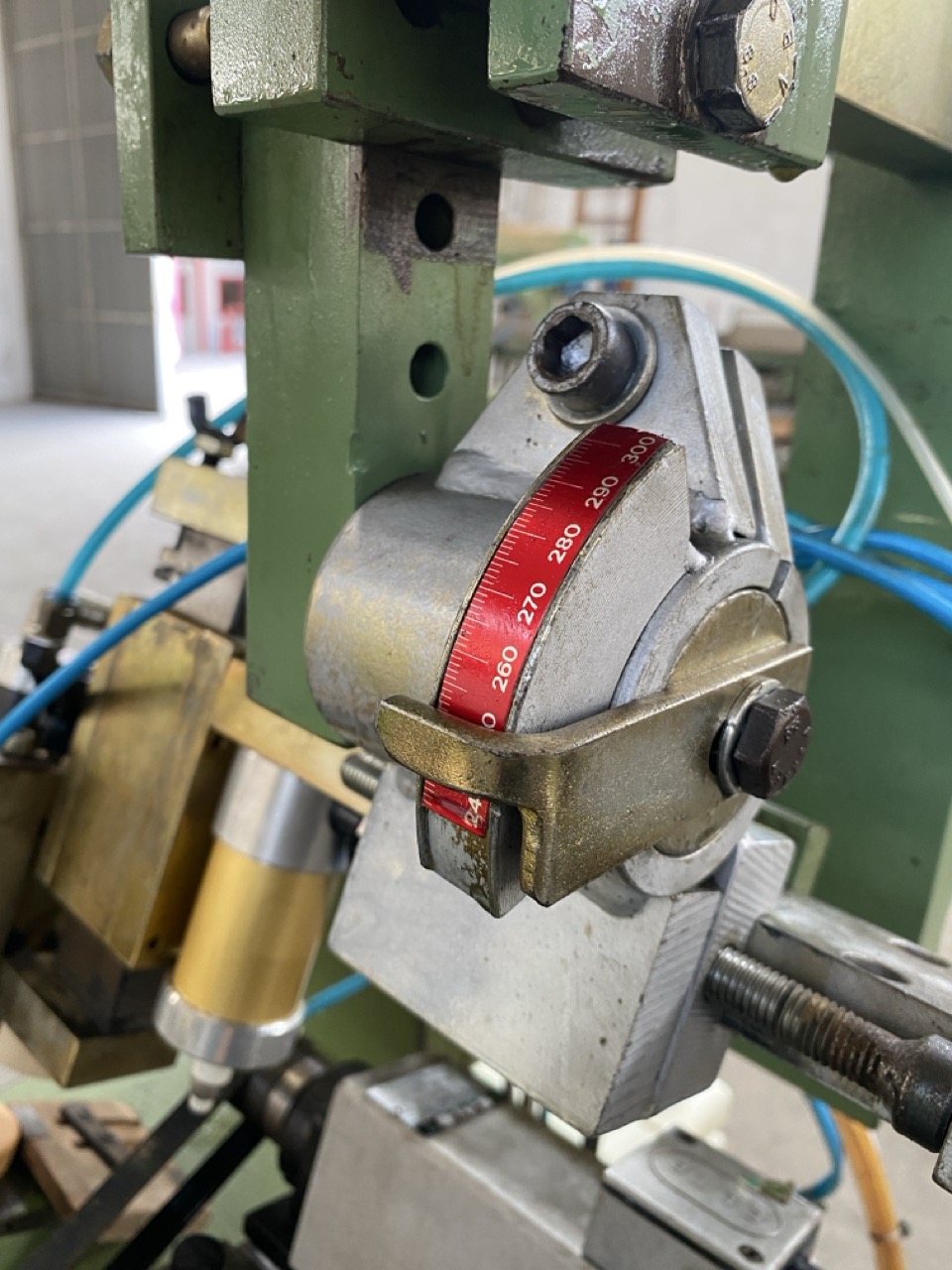 Usato Foratrice Mortasatrice orizzontale e verticale, inclinabile