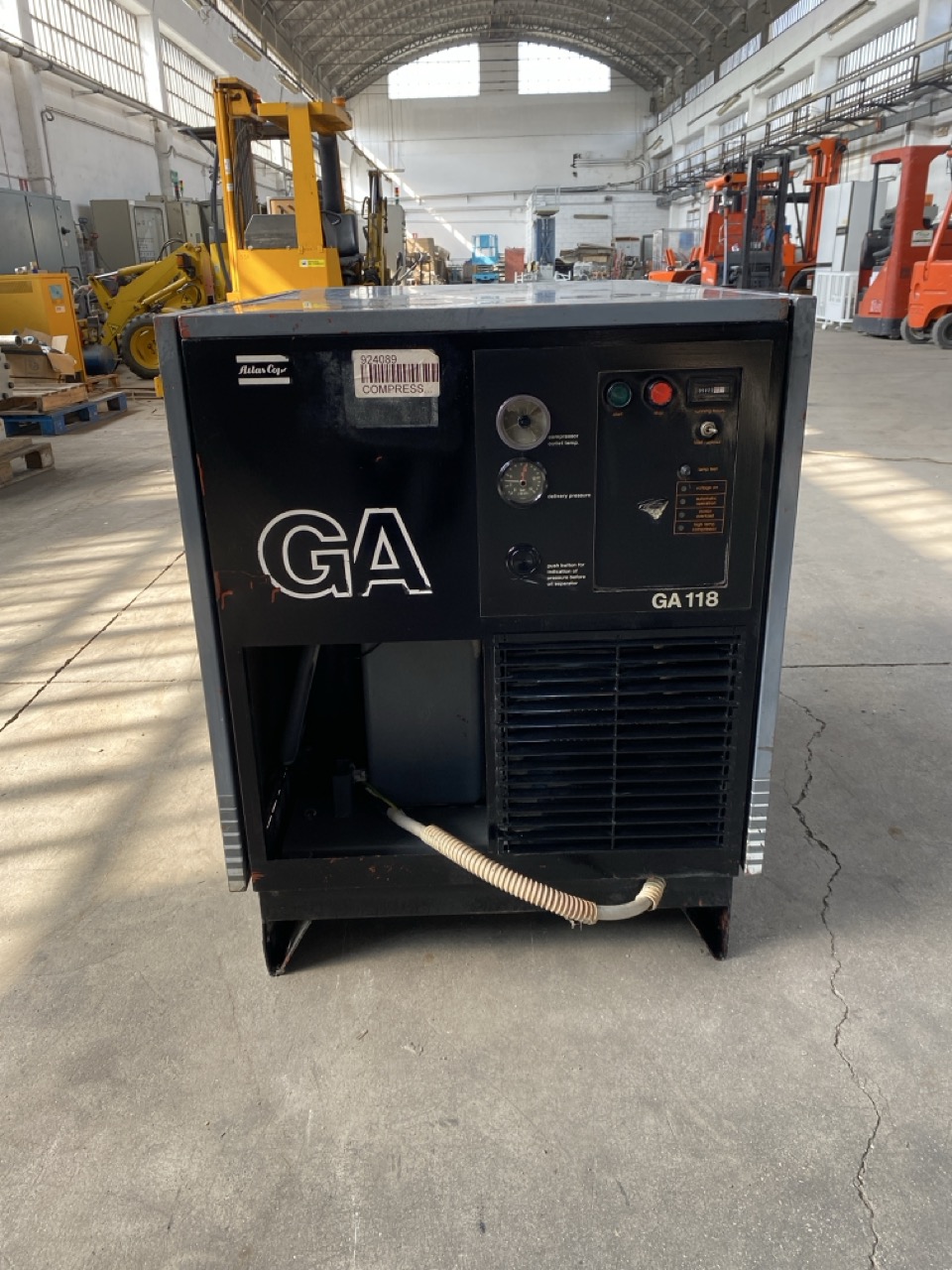 Usato Atlas Copco GA 118 Compressore