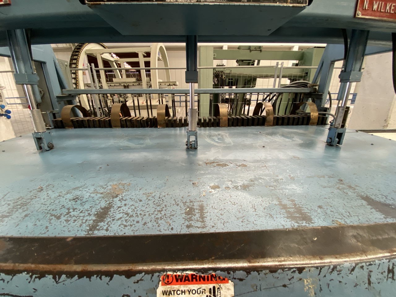 Usato L&L Machinery Inc GLU-ALL Pressa per listellare ad alta frequenza, piano mm. 2700x1300