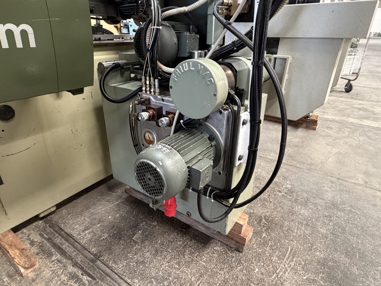 Usato Friulmac FN/3 Troncatore Caricatore per Scorniciatrice (con modifica per larghezza pezzi fino a mm 230)