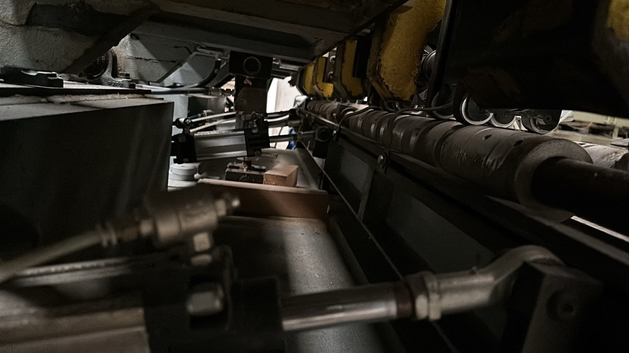 Usato 2000 Comec FGC/2 Fresatrice orizzontale automatica, con doppio caricatore e nastro di scarico pezzi