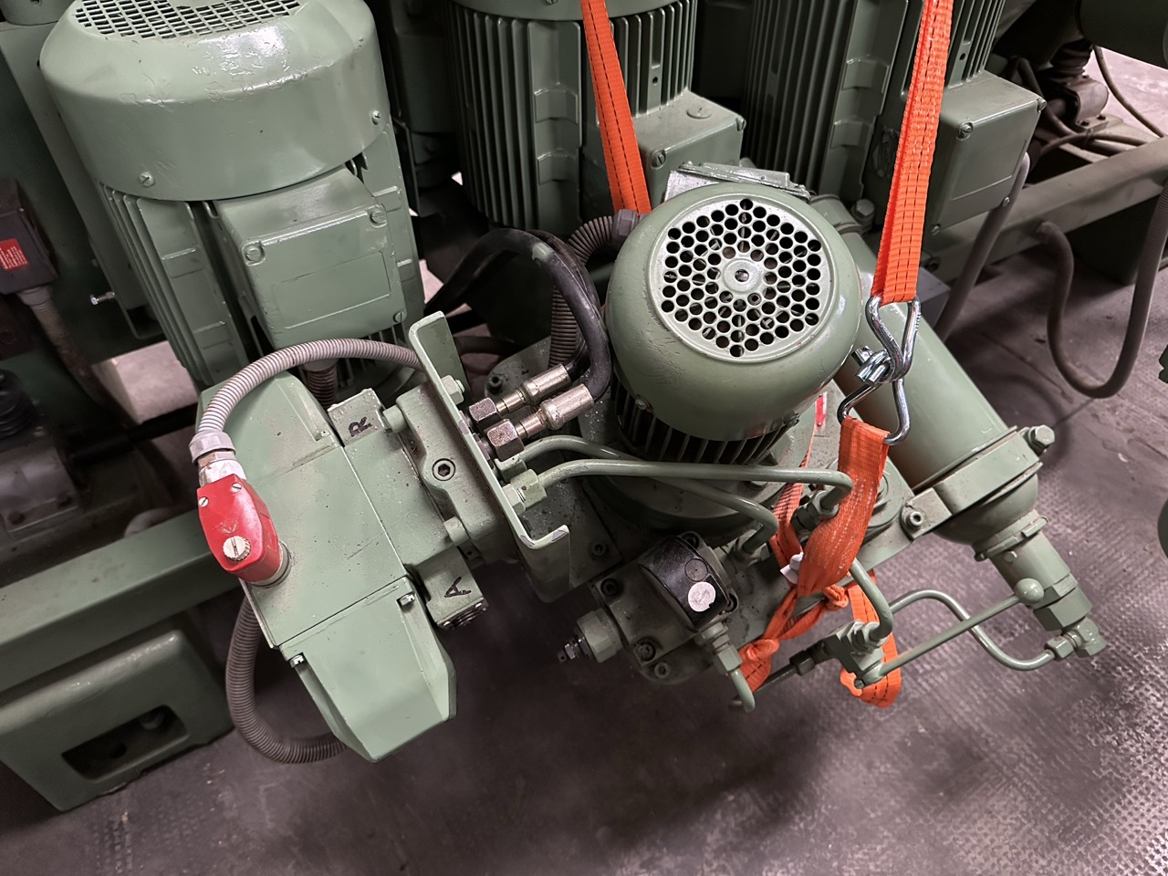 Ricondizionato Weinig UNI 22 A Unimat 22 Scorniciatrice a 6 alberi con albero sinistro automatico