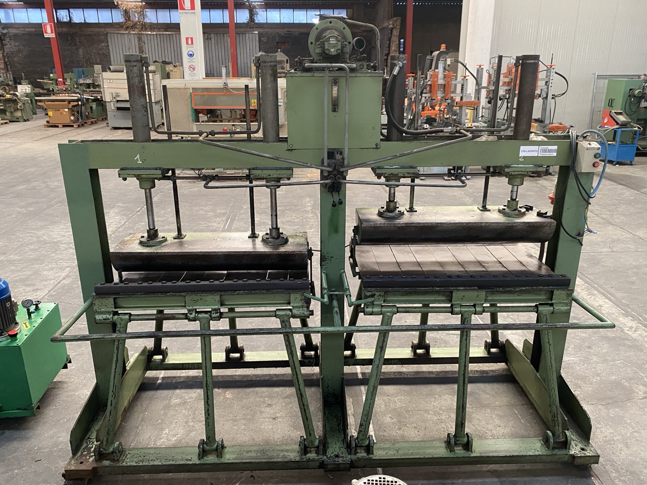 Usato Pressa snervatrice da cm. 1100 x 650